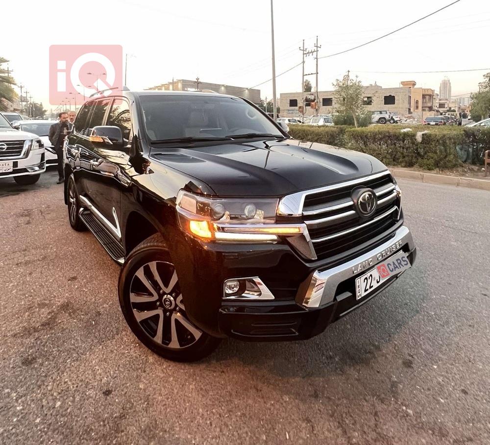 تويوتا لاندكروزر